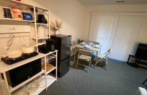 Fairland House | 2beds 1 sofa bed, free-parking,fenced,near Washington DC,private