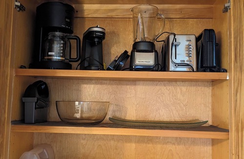 La Madera House | 2BR/2B Comfy Bungalow close to UofA