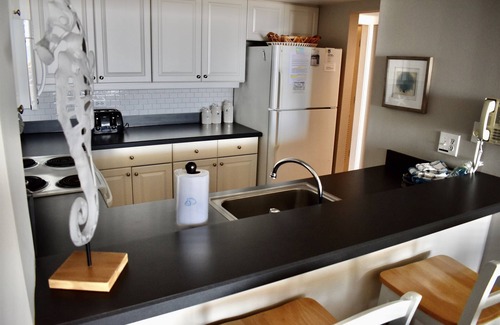 Myrtle Beach Condo | 2BR/2BA View of the Ocean from Every Room! New Kitchen & Baths! + Beach Locker!