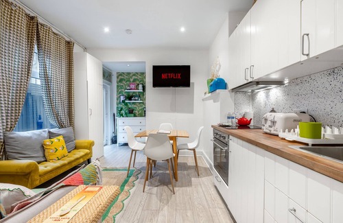 Camberwell Apartment | 2BR Apartment A in Camberwell