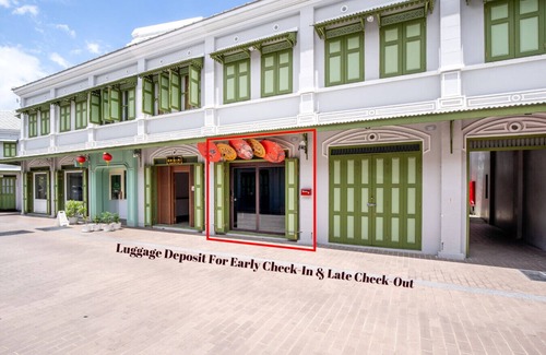 Chakkrawat House | 2BR Budget Home Yaowarat 5min MRT Nivas Wanit ECO