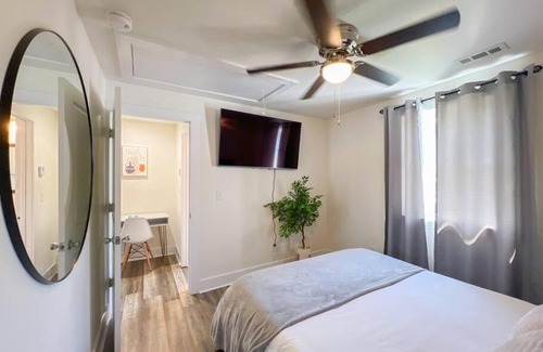 Parker Apartment | 2BR Cedar Lane Road Retreat at Swamp Rabbit Trail!