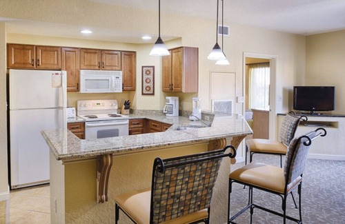 Lake Buena Vista Condo | 2BR-Dlx Inside Disney Gates-5 Pools, 2 Lazy Rivers, SPLASH pad, Mini Golf & More