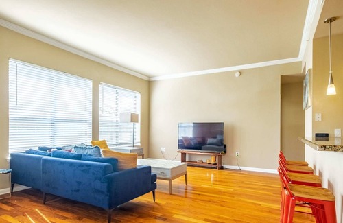 Cityplace Apartment | 2BR Executive Suite With Pool & Gym