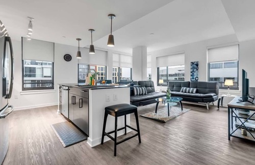 Navy Yard Apartment | 2BR Furnished Apartment Near Nationals Park
