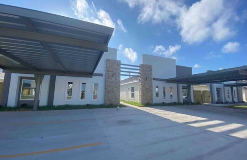 San Juan Apartment | 2BR Luxe Home Near Downtown Pharr