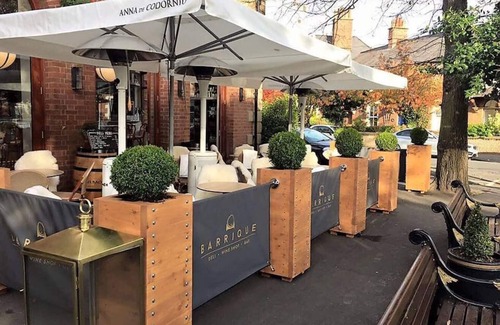 Southport Apartment | 2br-sleeps5-privategarden-freeparking-pets