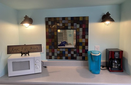 Myrtle Beach Cottage | 2BR1BA Close to Beach! Ocean Lakes! Golf cart incl. BR Remodeled. Newly Painted.