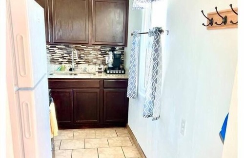 Las Cruces Apartment | 2nd Floor 1-Bdrm Apartment w/Full Kitchen and Amenities– Ideal for long staysn