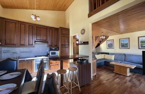 Montgenevre Apartment | 2nd floor, balcony, parking, tv, ski locker, 75m², Montgenèvre