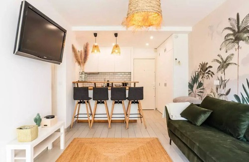 Pointe Croisette Apartment | 2P cozy with garden in the heart of Palm Beach