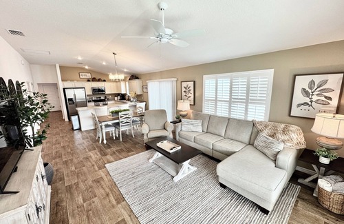 Wildwood House | 3/2 in The Village of DeLuna