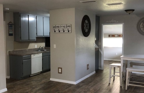 Fort Walton Beach House | 3.2 miles to the beaches and Bay, Cute Florida Cottage