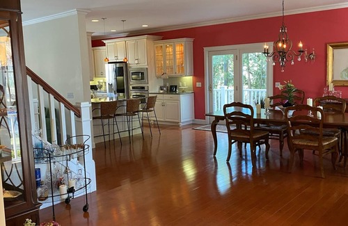 Harbor Springs House | 3,200SF Home/3.5 Bathrooms-3 Showers/Wrap Around Porch/Walk to Town/Beach