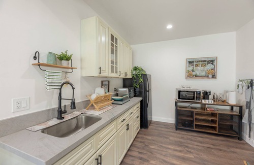 Green Valley Other | 3 Acre Wine Country Getaway-with Wifi, pool, hot tub, gym near Napa, lower level