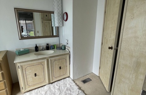 Thousand Palms House | 3 bdrms, 2 bath, Family House w Community Pool/Jaq