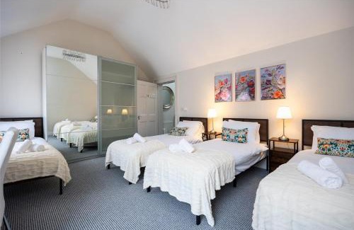 Broadstone Apartment | 3 Bed Apt In Phibsborough-12 Min Walk to The Spire