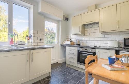 Braithwaite House | 3 Bed in Braithwaite SZ045