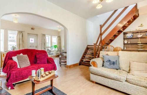 Saltburn-by-the-Sea House | 3 Bed in Danby 46583