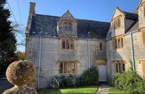 Muchelney House | 3 Bed in Langport 75576