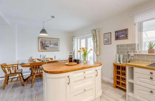 North Sunderland House | 3 Bed in Seahouses 86834