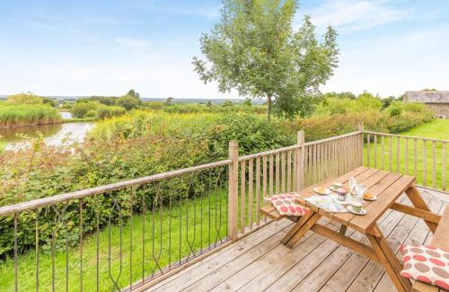 Black Torrington House | 3 Bed in Shebbear oc-l32583