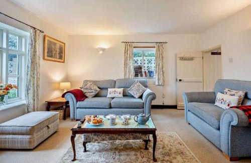 Mundesley House | 3 bed property in Mundesley KT043