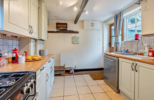 Mundesley House | 3 bed property in Mundesley KT043