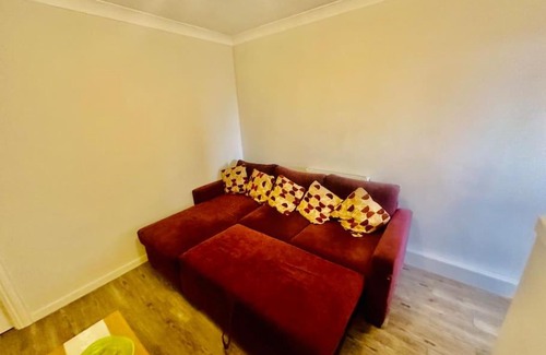 Southwark Apartment | 3 bed Sky apartment SE15 Peckham