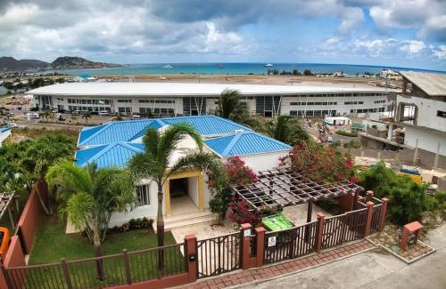 Maho Villa | 3 Bed Villa Sleeps 6 Pool Priv Patio