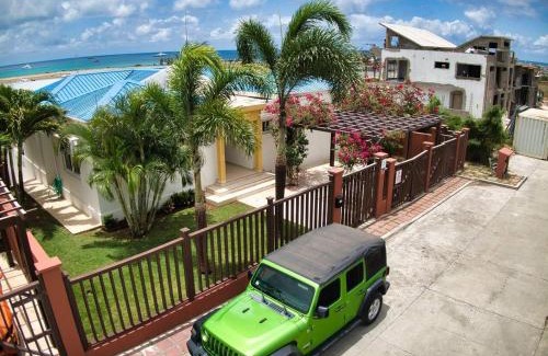 Maho Villa | 3 Bed Villa Sleeps 6 Pool Priv Patio