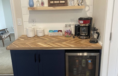 Parkland Beach Cabin | 3 bedroom, 2 bath Modern family Cabin minutes to Gull Lake! Pet friendly!