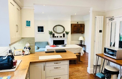 Ryde House | 3 bedroom, 2 bathroom, dog friendly house in Ryde, Isle of Wight