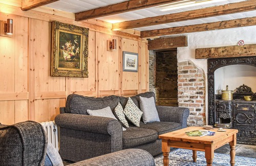 Mylor Churchtown Cottage | 3 bedroom accommodation in Truro, near Falmouth