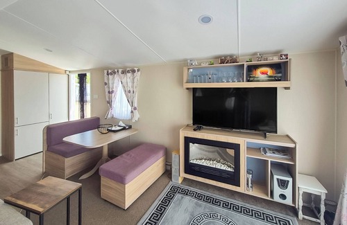Hayling Island Cottage | 3 bedroom accommodation in Hayling Island