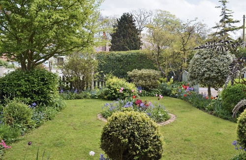 Winterton-on-Sea Cottage | 3 bedroom accommodation in Winterton-on-Sea, near Great Yarmouth