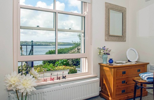 Llanstadwell Cottage | 3 bedroom accommodation in Llanstadwell