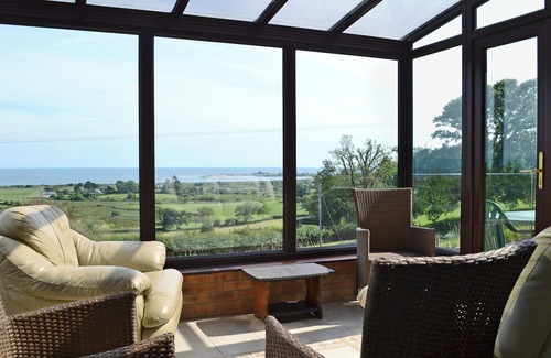 Rhyd-y-clafdy Cottage | 3 bedroom accommodation in Abererch, near Pwllheli