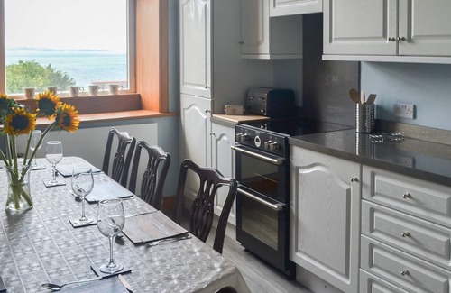 Penmaenmawr Cottage | 3 bedroom accommodation in Penmaenmawr, near Conwy