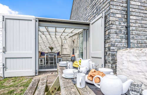 St Brides Cottage | 3 bedroom accommodation in Whitesands, near St Davids