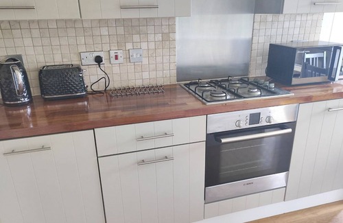 Dawlish Cabin | 3 bedroom accommodation in Cockwood Harbour, Nr Dawlish