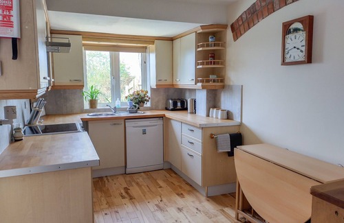 Weymouth Cottage | 3 bedroom accommodation in Chickerell, near Weymouth