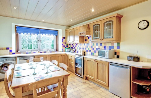 Girvan Cottage | 3 bedroom accommodation in Girvan