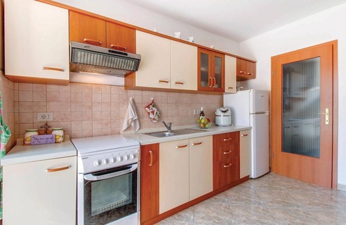 Cres House | 3 bedroom amazing home in Dragozetici