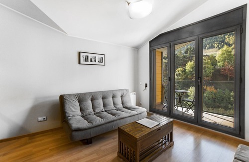 El Tarter Apartment | 3 Bedroom Apartment next to ski slopes. El Tarter. FLOC 12