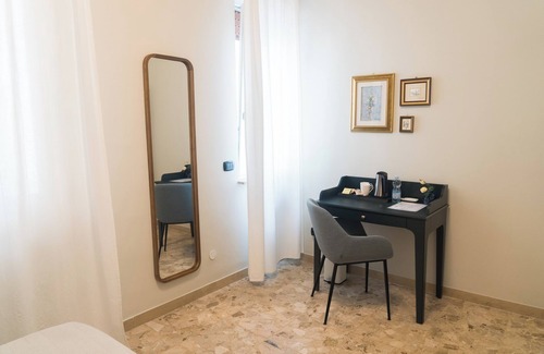 Citta Antica Apartment | 3-Bedroom Apartment in Verona Center, 150m from Arena, Wi-Fi & AC Included
