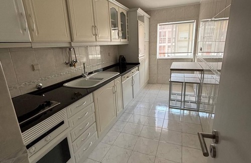 Sao Domingos de Benfica Apartment | 3-bedroom apartment in the center of Lisbon near the universities and H St Maria