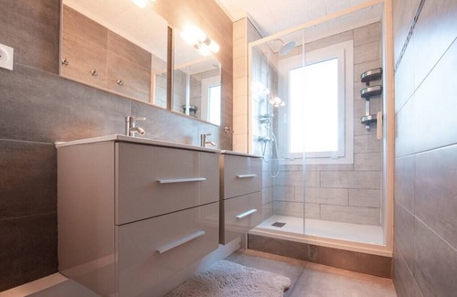 Fontaine Apartment | 3-bedroom apartment TRAM A direct Gare/CV Grenoble