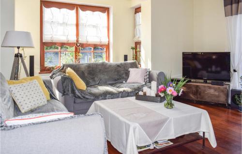Gardna Wielka House | 3 Bedroom Awesome Home In Gardna Wielka