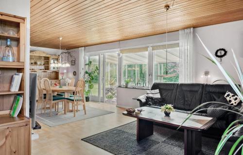Horslunde House | 3 Bedroom Awesome Home In Horslunde